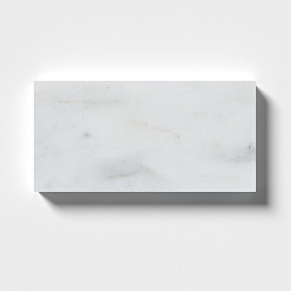 Calacatta Gold Royal Honed 2 3/4”X5 1/2”X3/8”